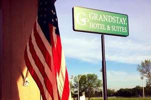 GrandStay Hotel&Suites Parkers Prairie Extérieur photo